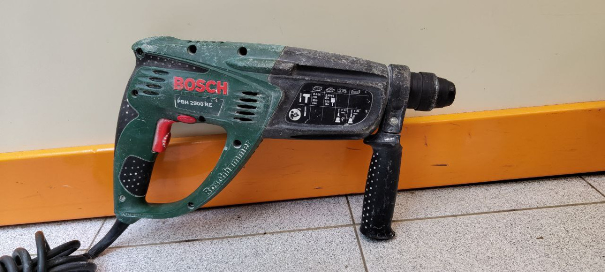 Перфоратор Bosch PBH 2900 RE