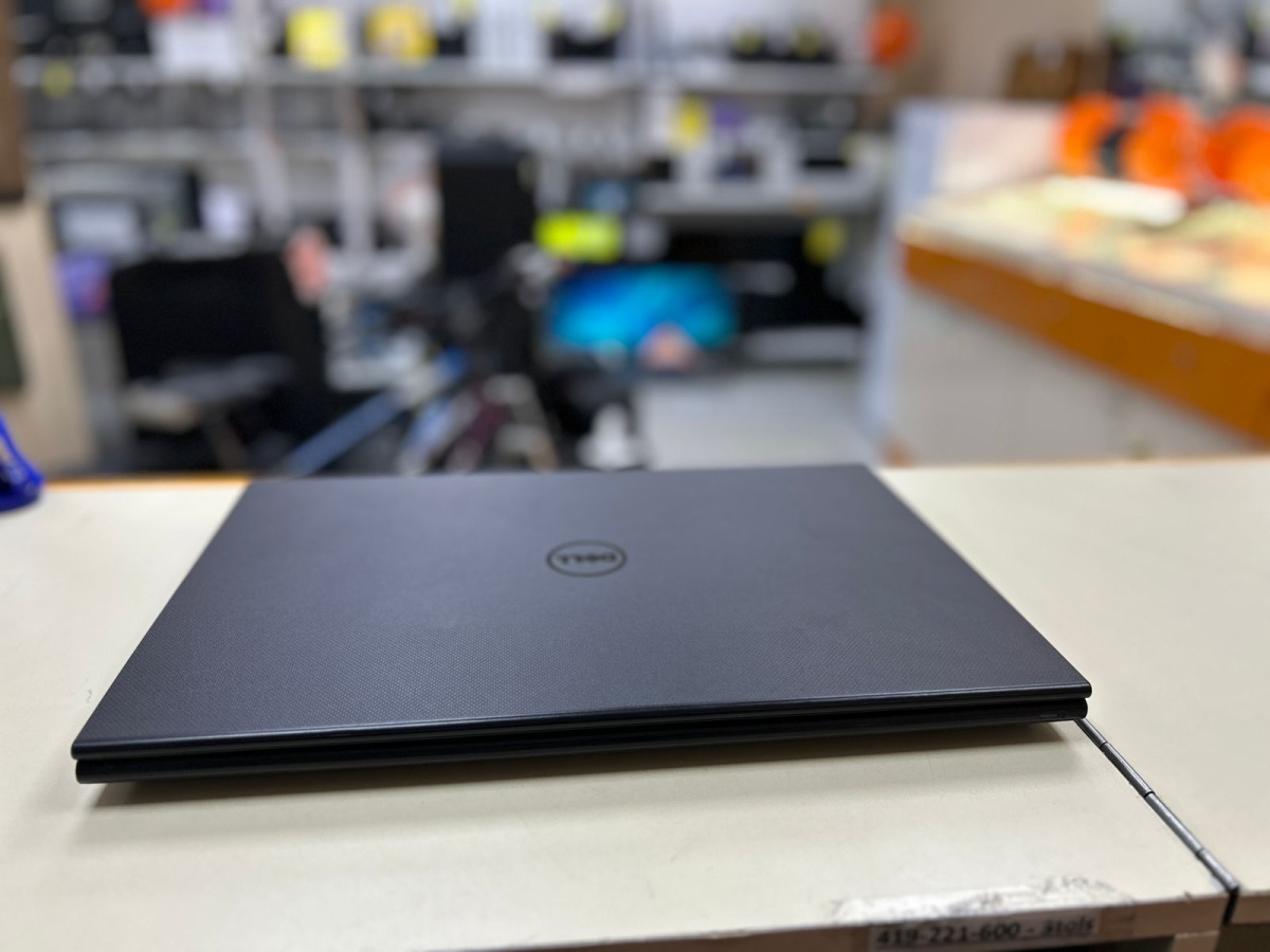Ноутбук DELL; Core i5-4210U, Intel UHD Graphics, 8 Гб, 240 Гб, Нет