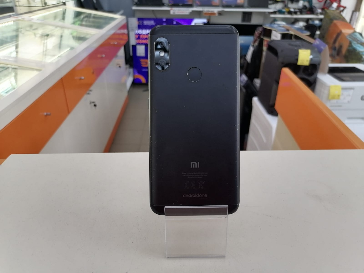 Смартфон Xiaomi Mi A2 Lite 3/32