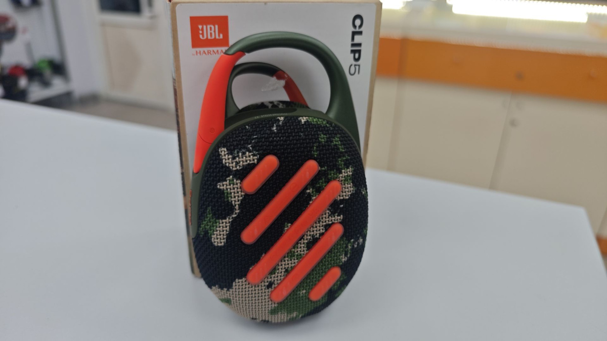 Портативная акустика JBL Clip 5