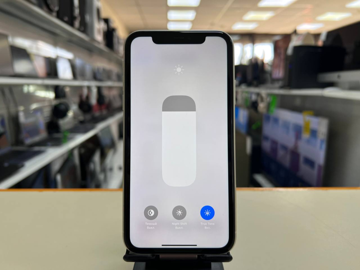Смартфон Apple iPhone 11 128Gb