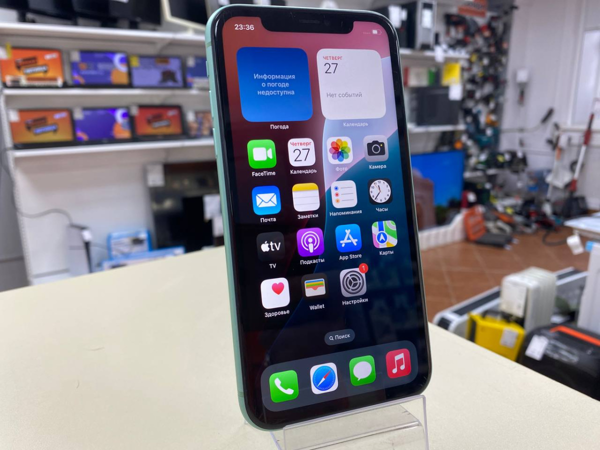 Смартфон Apple iPhone 11 64Gb