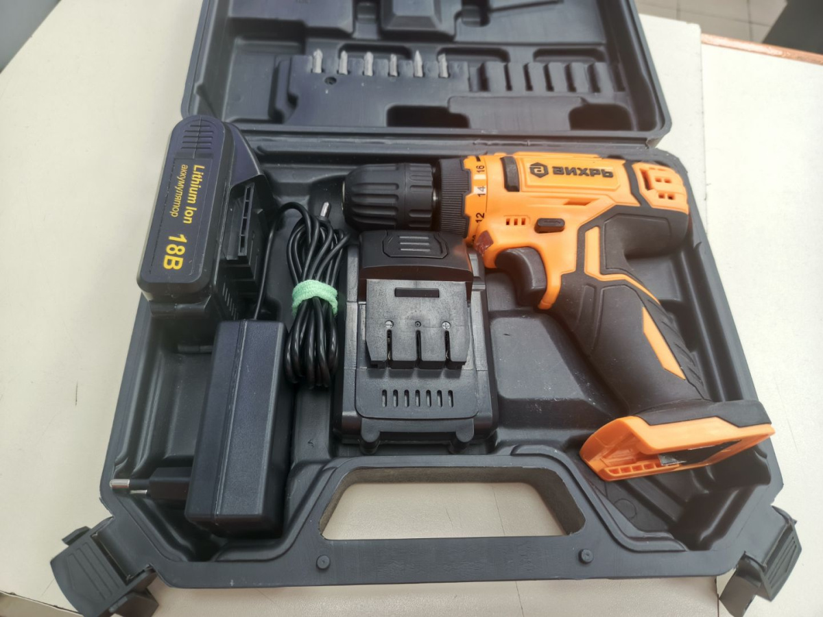 Шуруповерт Вихрь ДА-18Л-2К