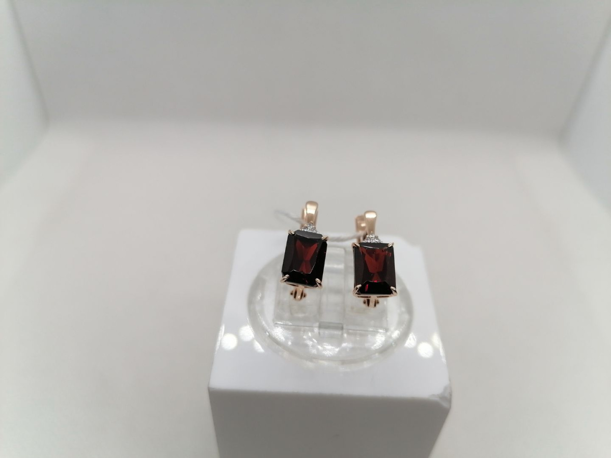 СКМИ585 СЕРЬГИ С КАМНЯМИ (Au 585)
