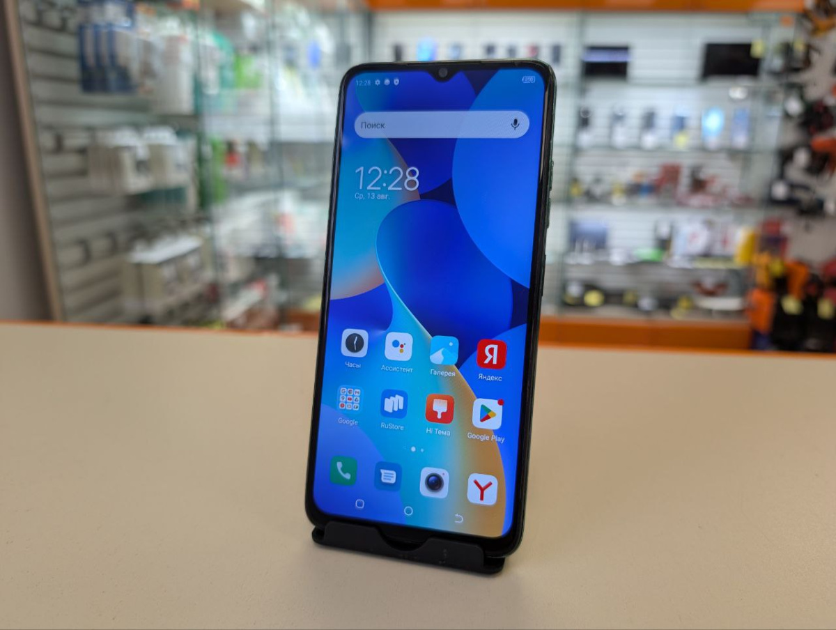 Смартфон Tecno SPARK 10C 4/64