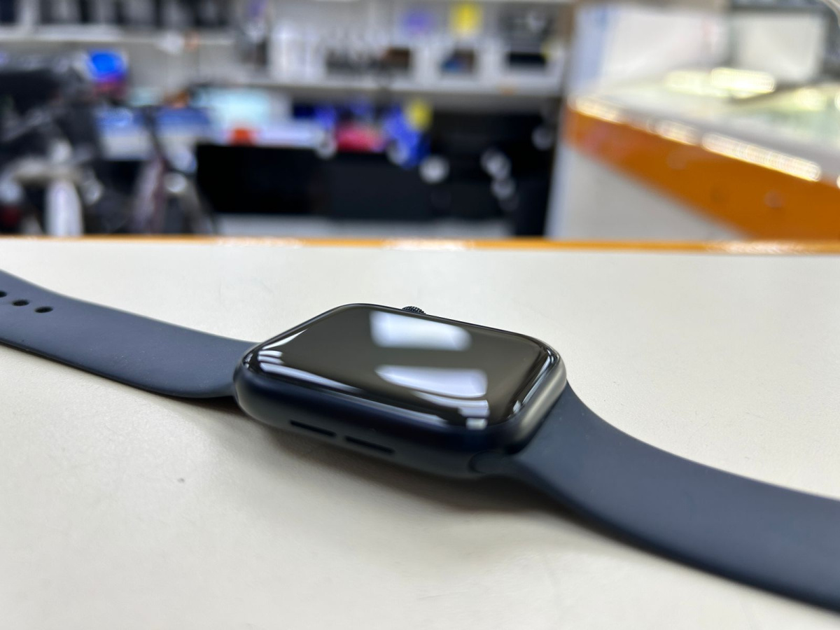 Смарт-часы Apple Watch SE 2022 44mm