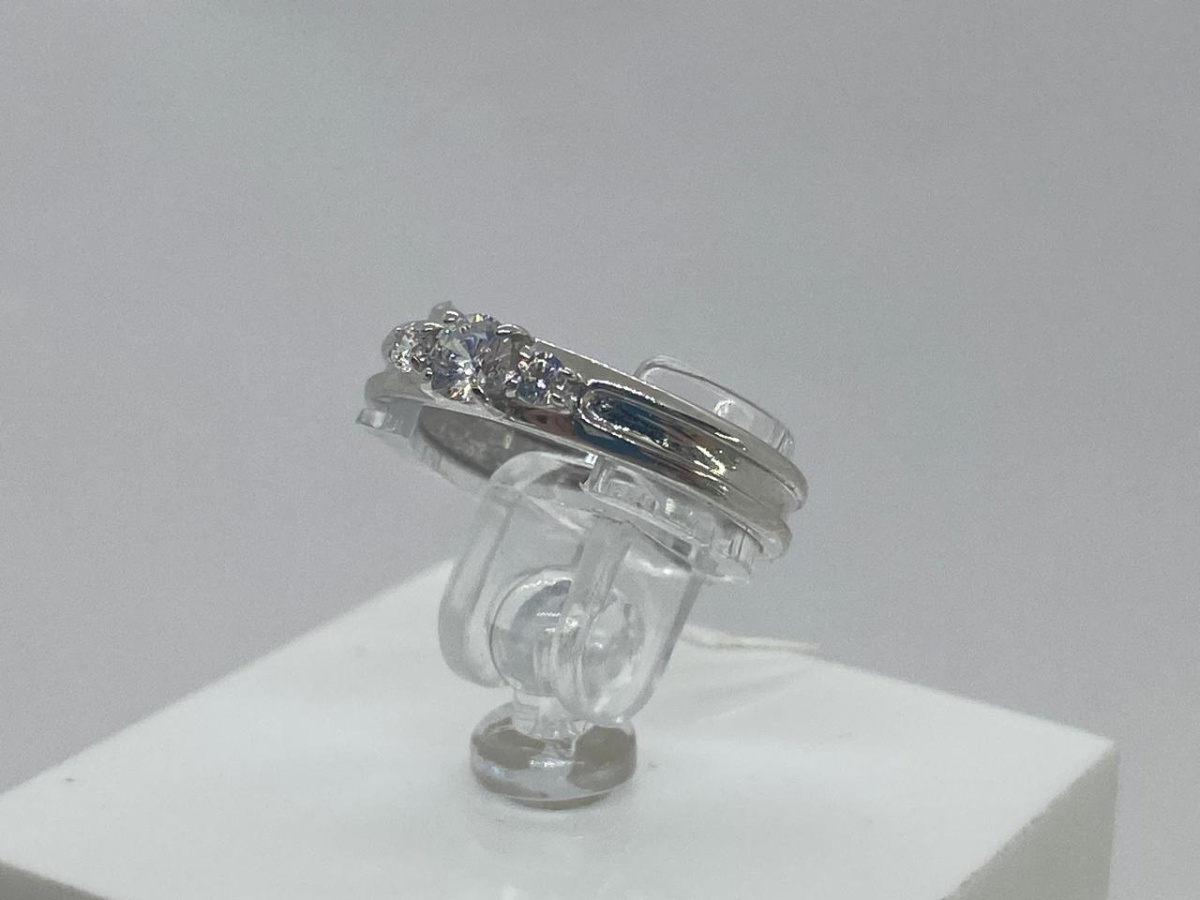 24-61-0049-00 КОЛЬЦО С КАМНЯМИ (Au 585)
