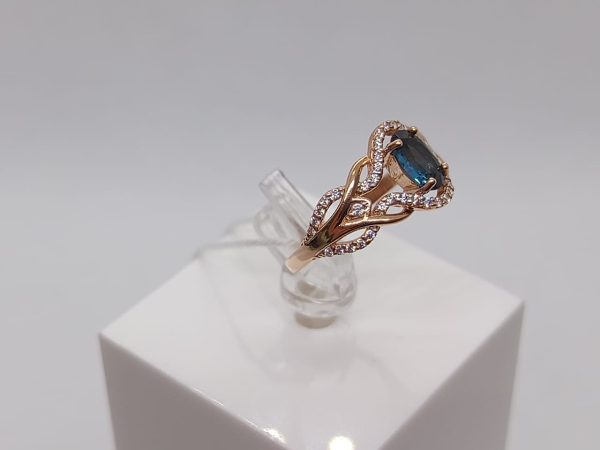 КОЛЬЦО С КАМНЯМИ (Au 585)