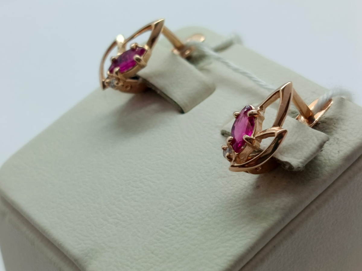 СКМИ585 СЕРЬГИ С КАМНЯМИ (Au 585)