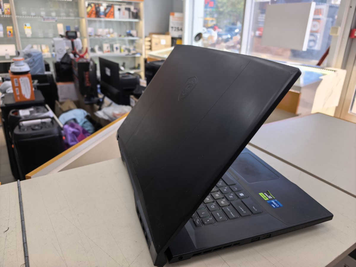 Ноутбук MSI Katana 17; Intel Core i7-12650H, Geforce RTX 4060, 16 Гб, 512 GB, Нет