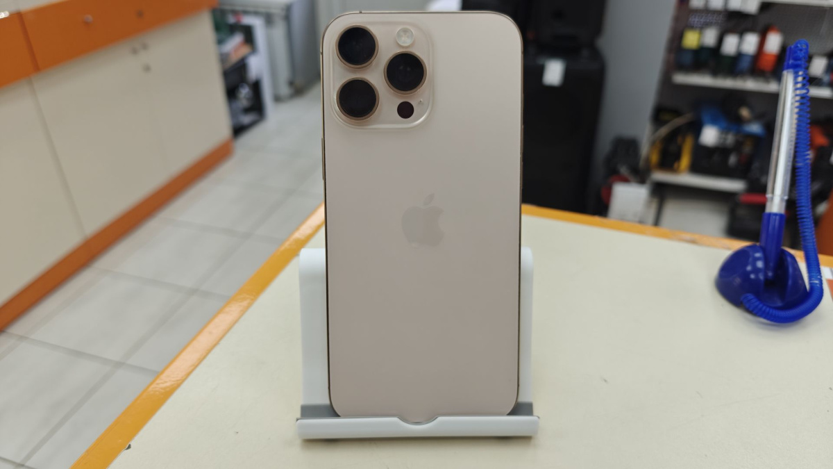 Смартфон Apple Iphone 16 Pro Max 256Gb