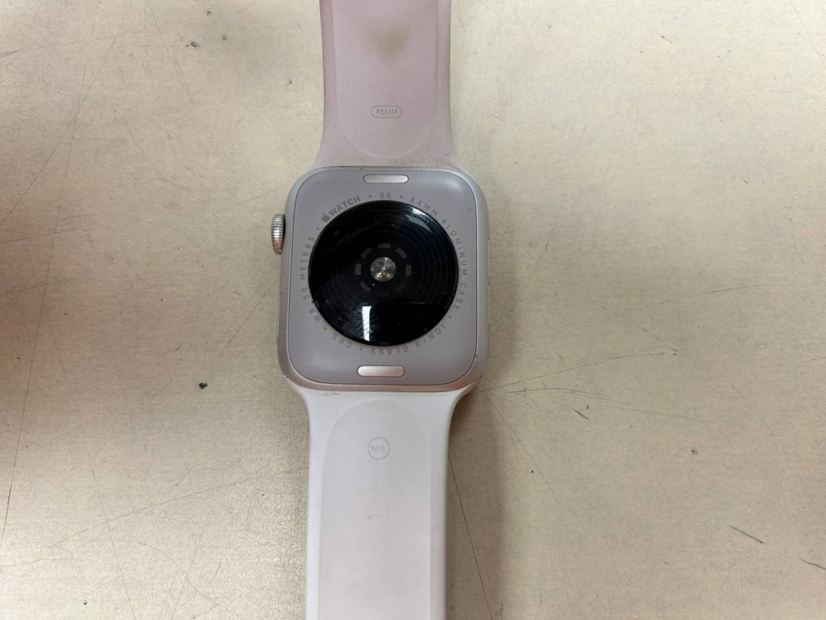 Смарт-часы Apple Watch SE 2022 44mm