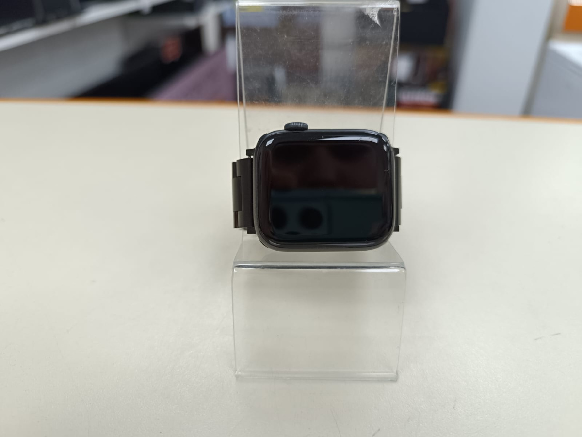 Смарт-часы Apple Watch Series 6 44 мм