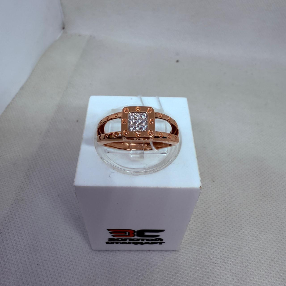 КОЛКМИ585 КОЛЬЦО С КАМНЯМИ (Au 585)