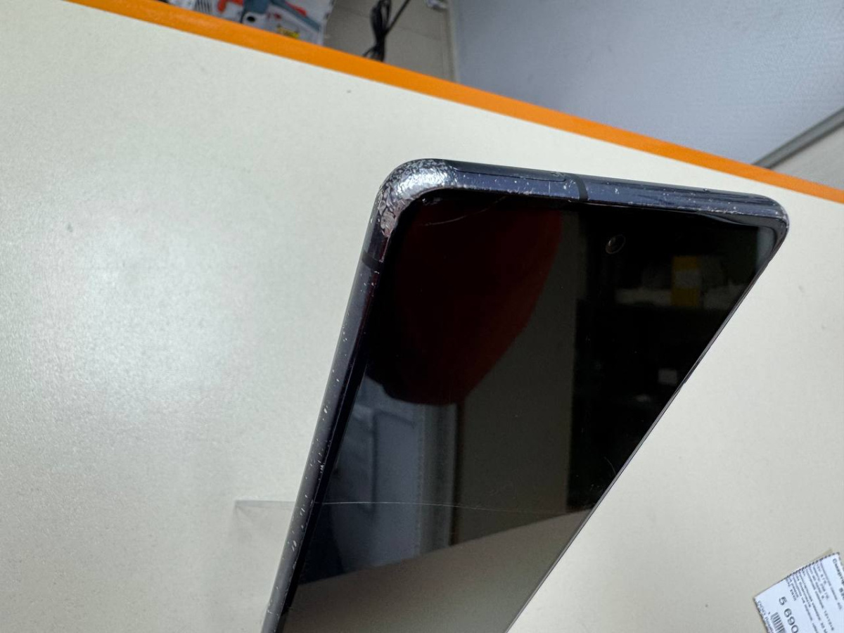 Смартфон Samsung Galaxy S20 FE 8/256