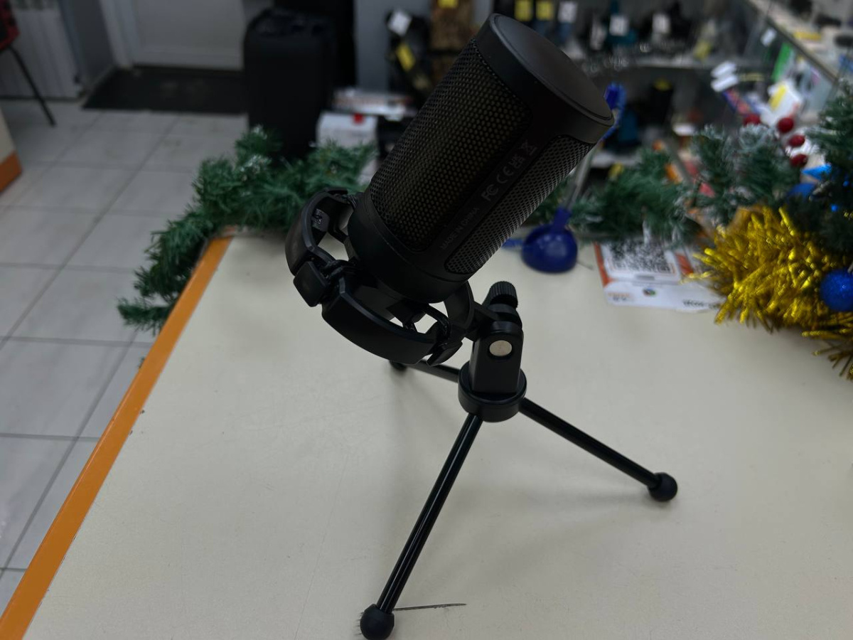 Микрофон Fifine A6V