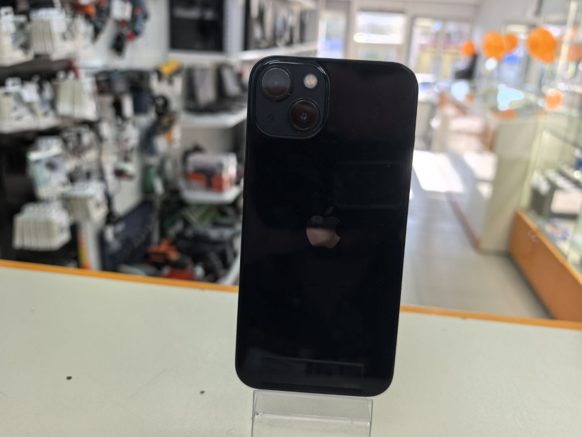Смартфон Apple iPhone 13 128Gb