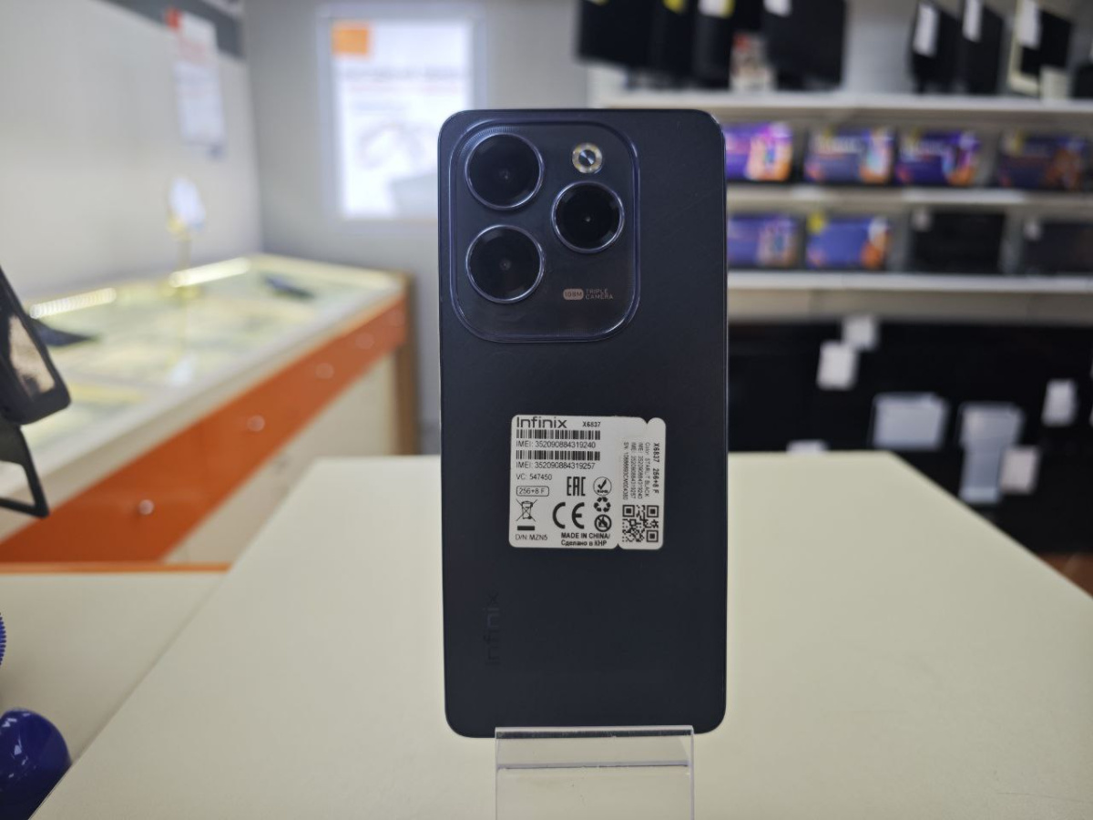 Смартфон Infinix Note 40 Pro 8/256
