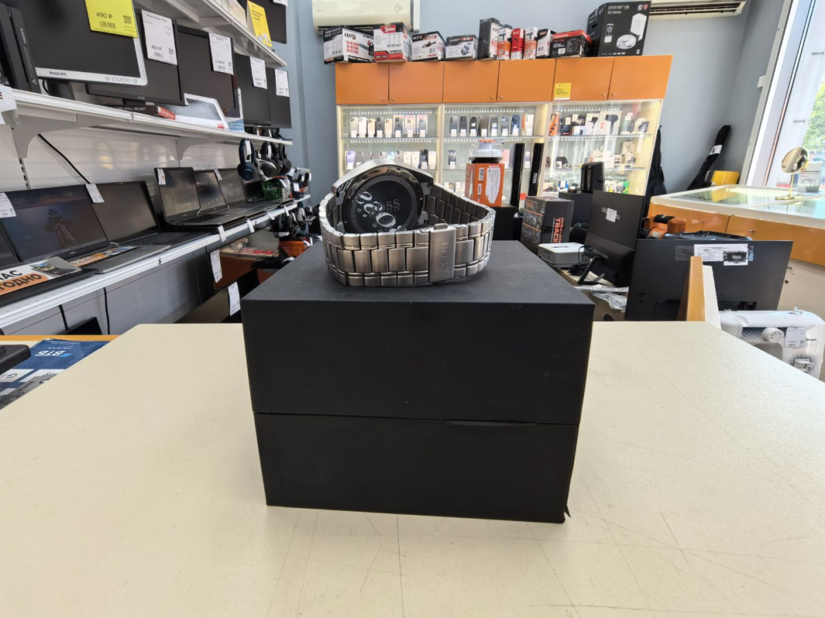 Часы наручные HUGO BOSS HB1513871