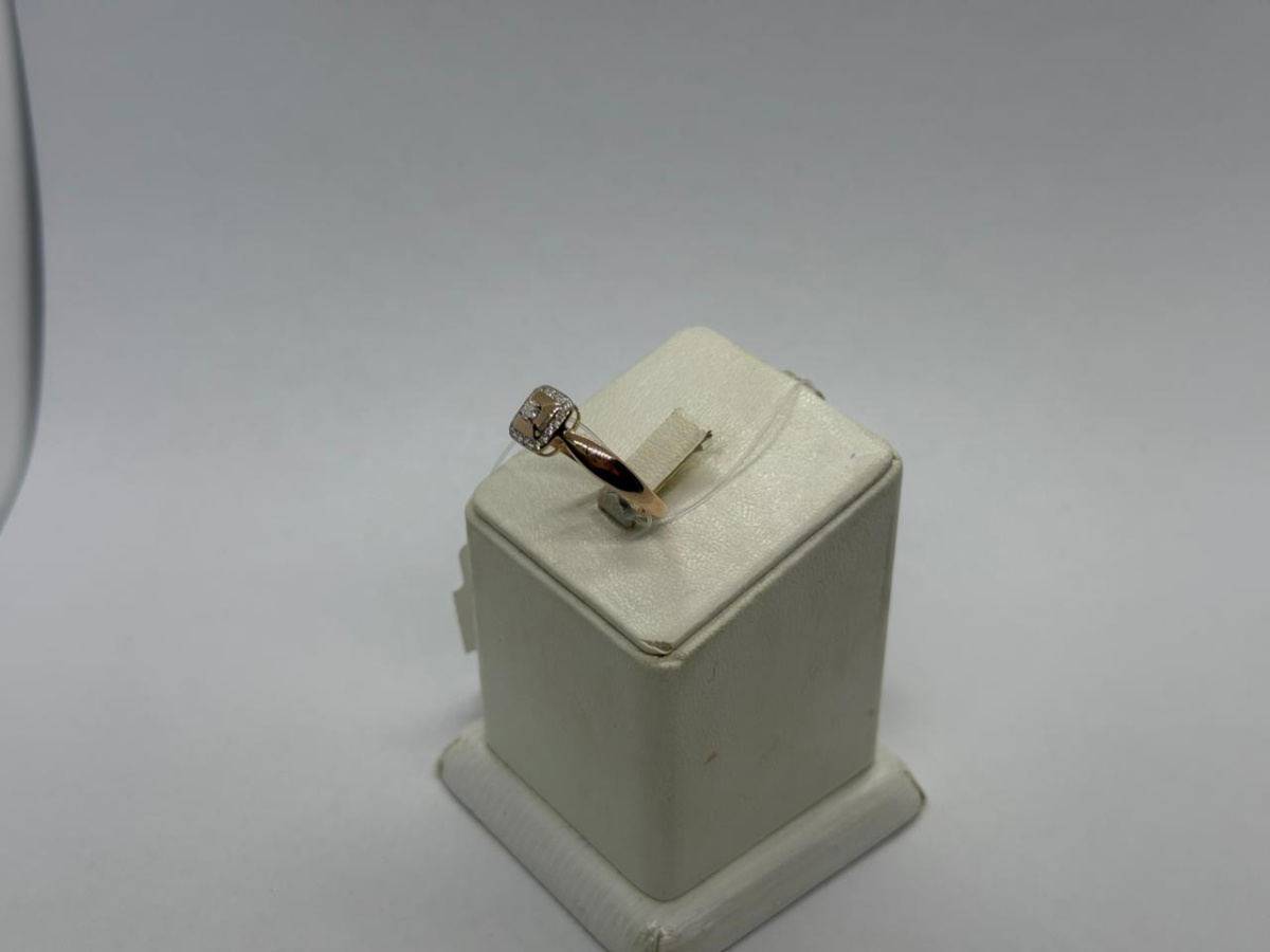 КОЛЬЦО С КАМНЯМИ (Au 585)