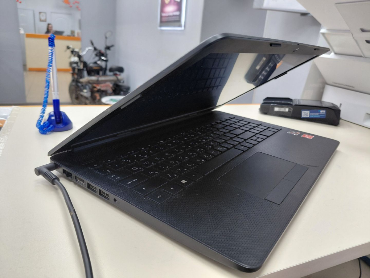 Ноутбук HP; Ryzen 3 3200U, Radeon Vega 3, 4 Гб, 512 GB, Нет