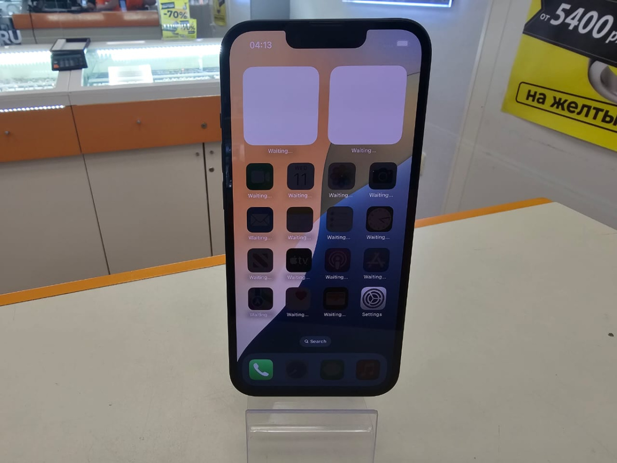 Смартфон Apple iPhone 13 128Gb