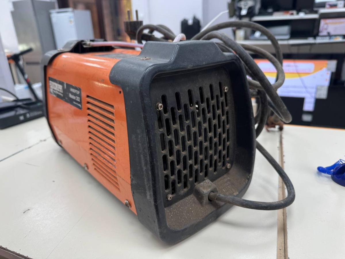 Сварочный аппарат Kemppi Master 202.