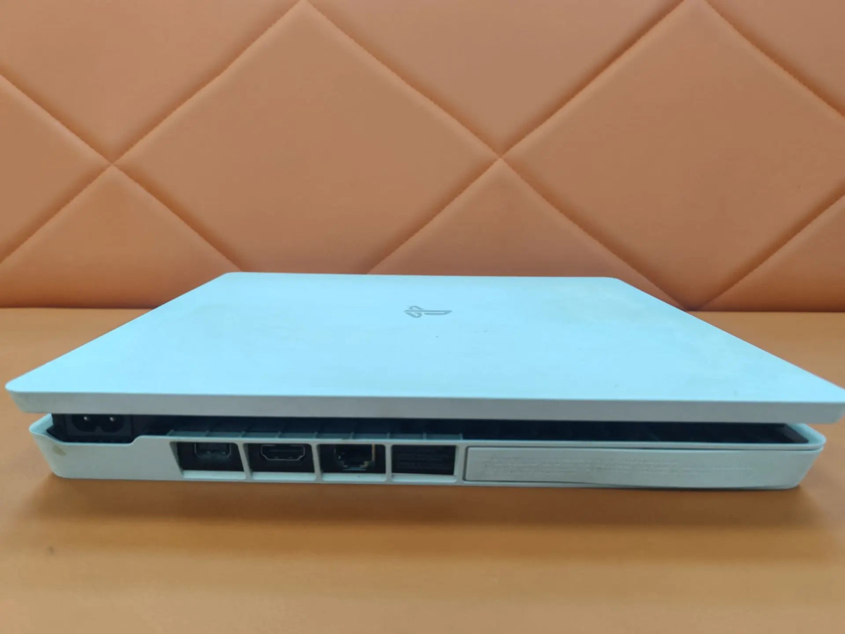 Игровая приставка PlayStation 4 Slim 500GB