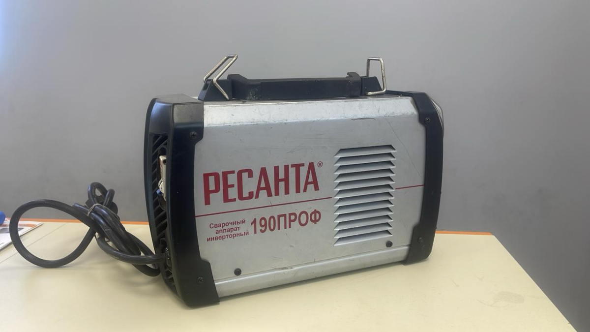 Сварочный аппарат Ресанта САИ-190-ПРОФ