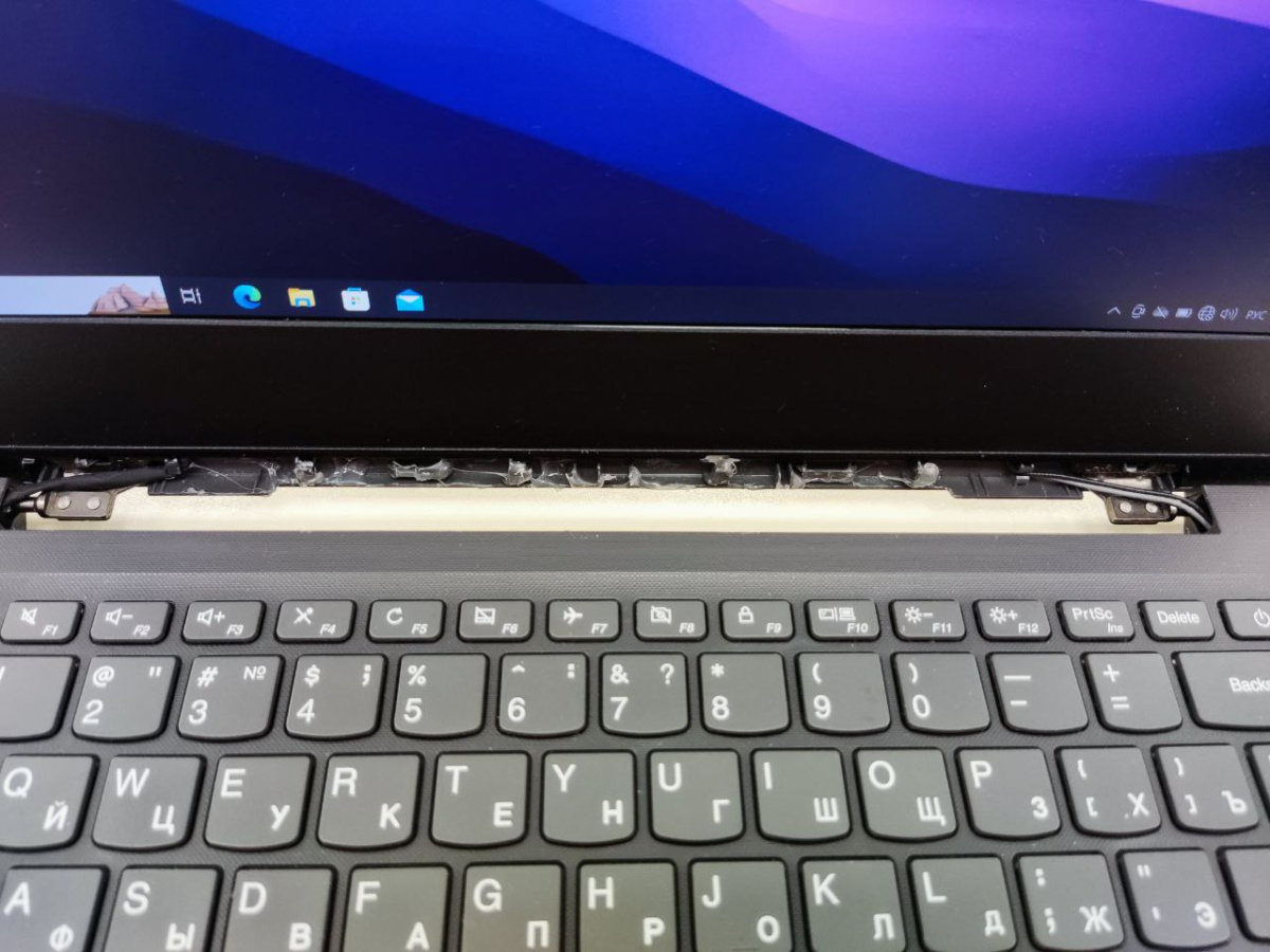 Ноутбук Lenovo; Core i5-1035G1, Intel UHD Graphics, 8 Гб, 320 Гб, Нет