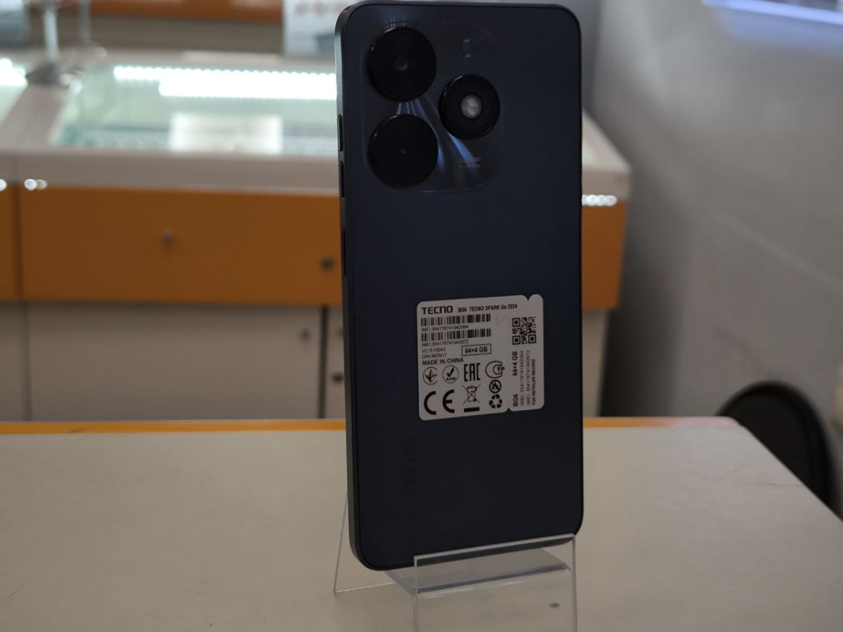 Смартфон Tecno Spark Go 2024 4/128