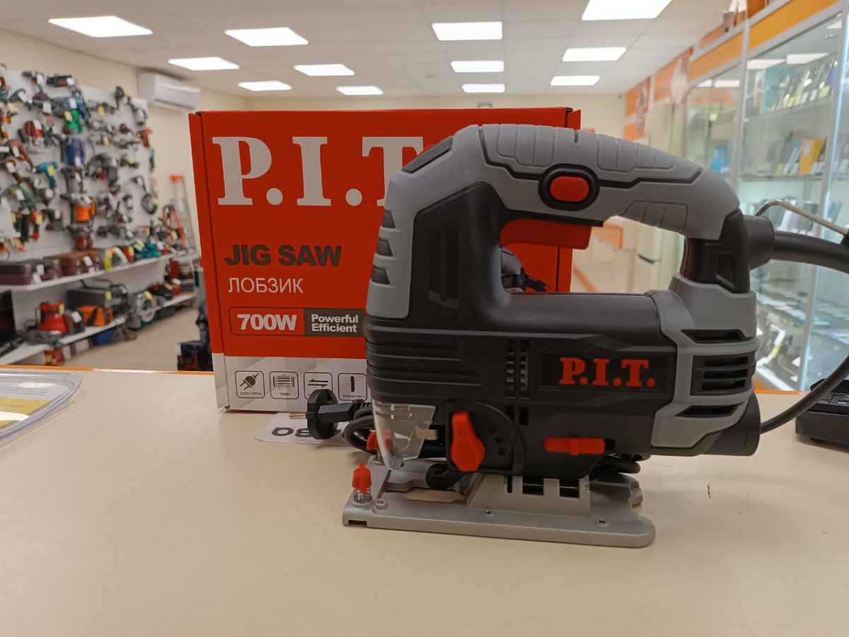 Лобзик P.I.T. PST70-C1
