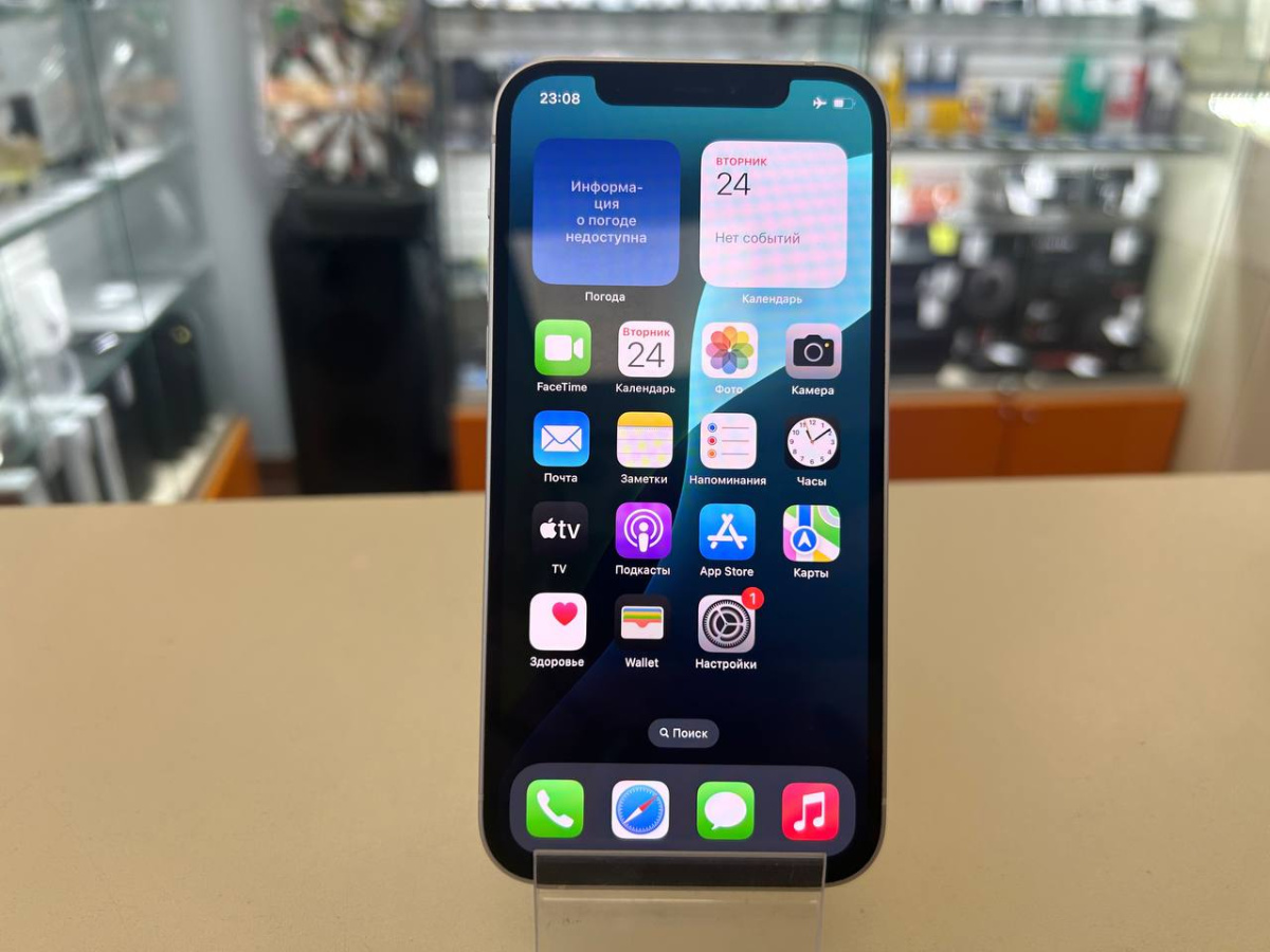 Смартфон Apple iPhone 12 64Gb