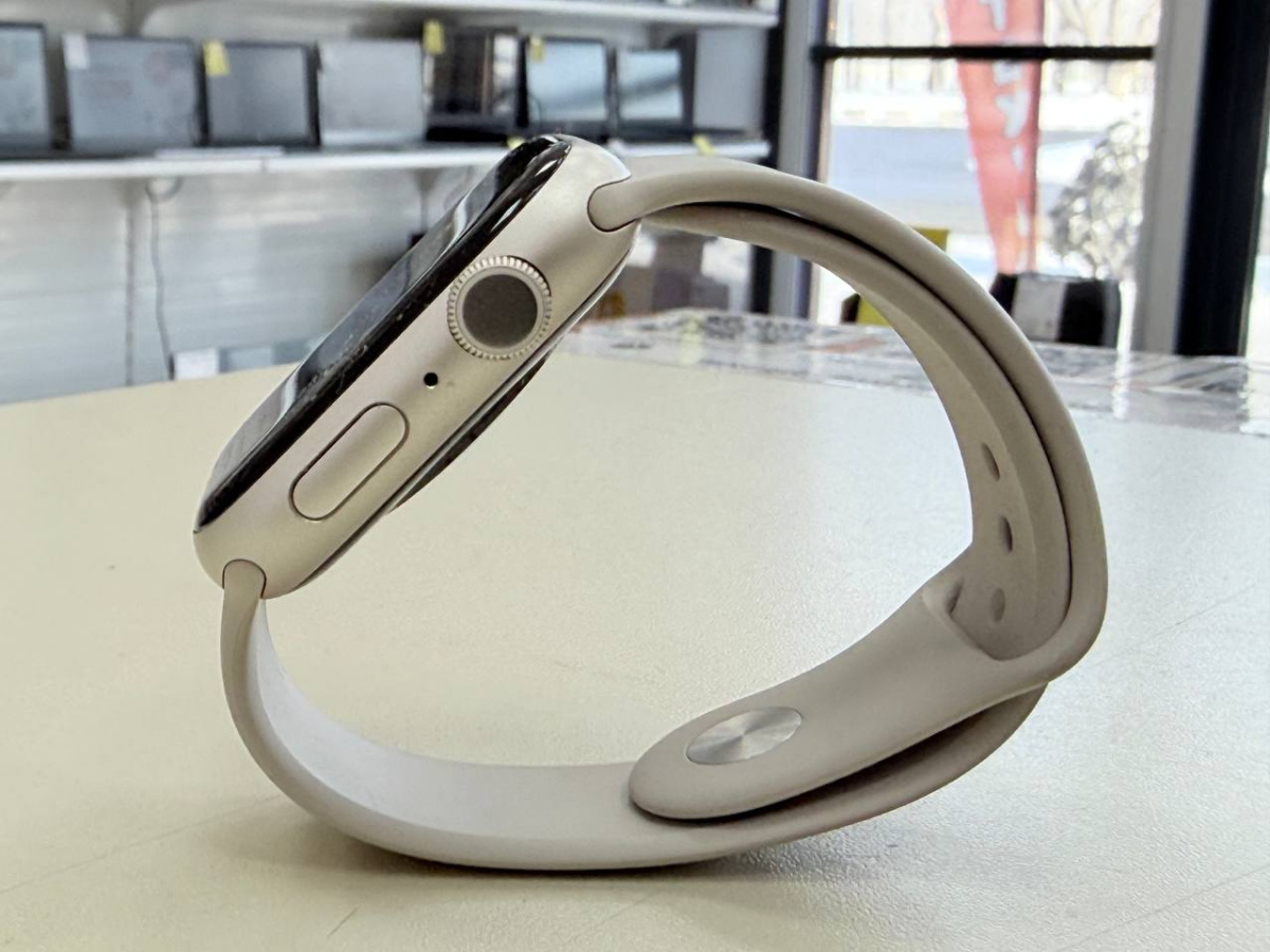 Смарт-часы Apple Watch Series 7 45mm