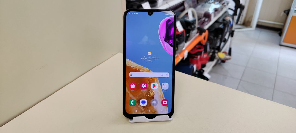 Смартфон Samsung Galaxy M15 6/128