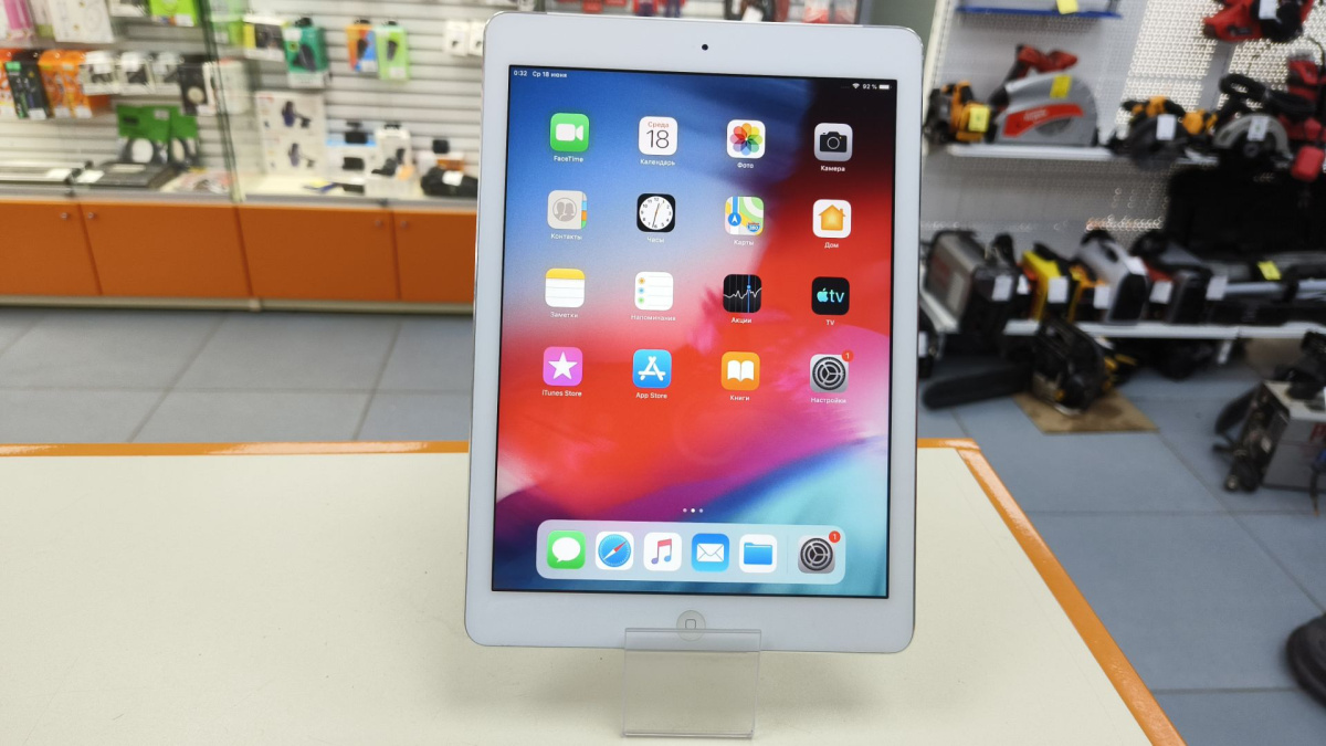 Планшет iPad Air A1475