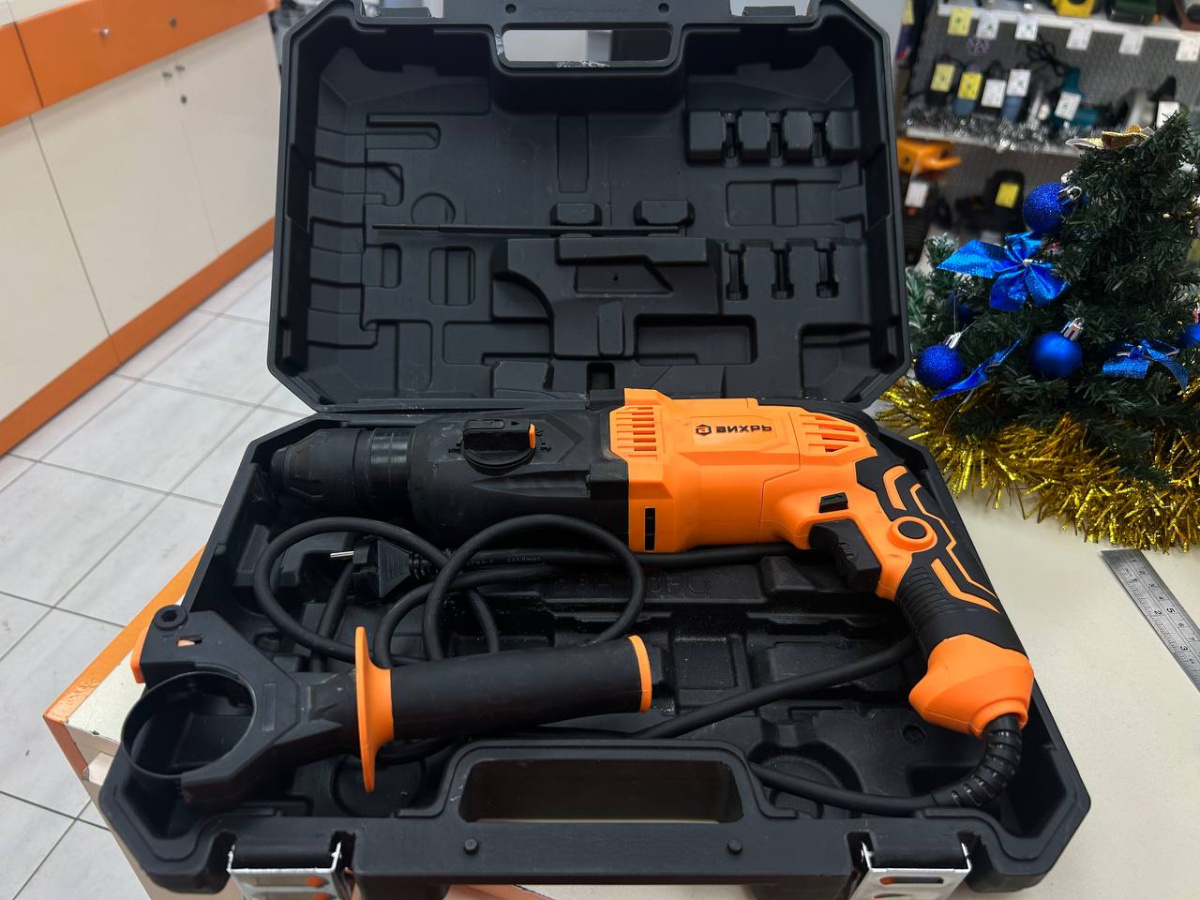 Перфоратор Вихрь П-1000К