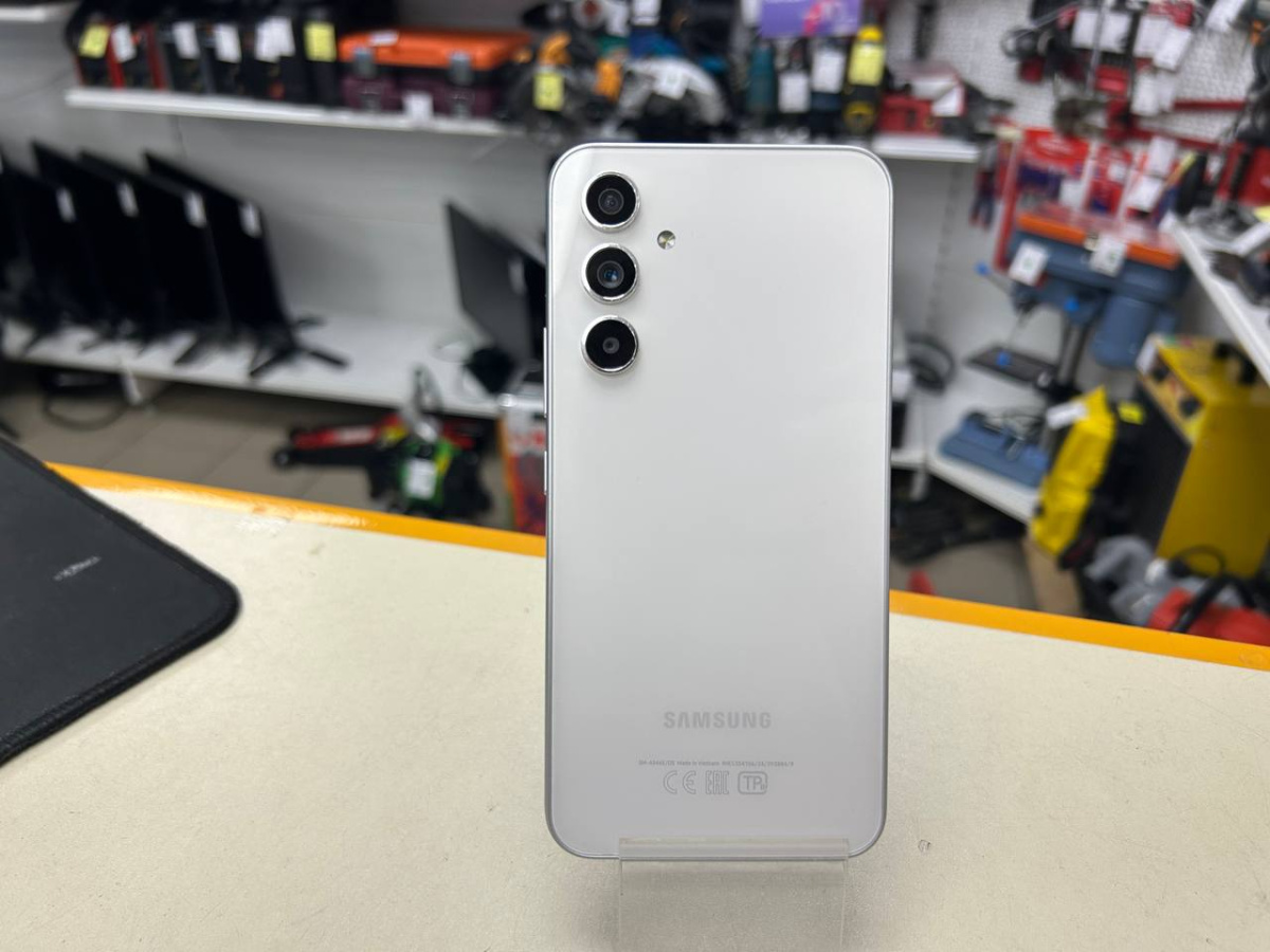 Смартфон Samsung Galaxy A54 8/256