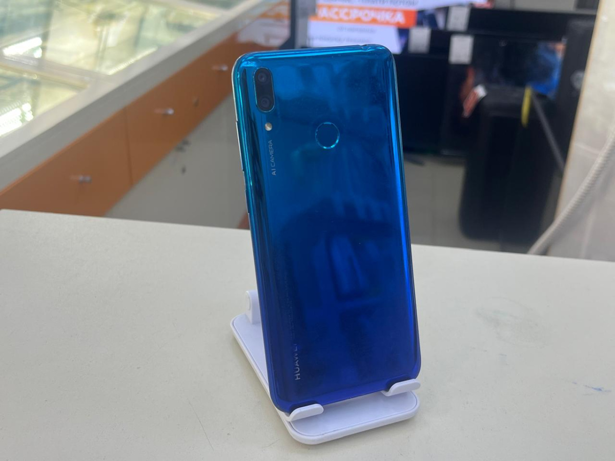 Смартфон Huawei Y7 (2019)
