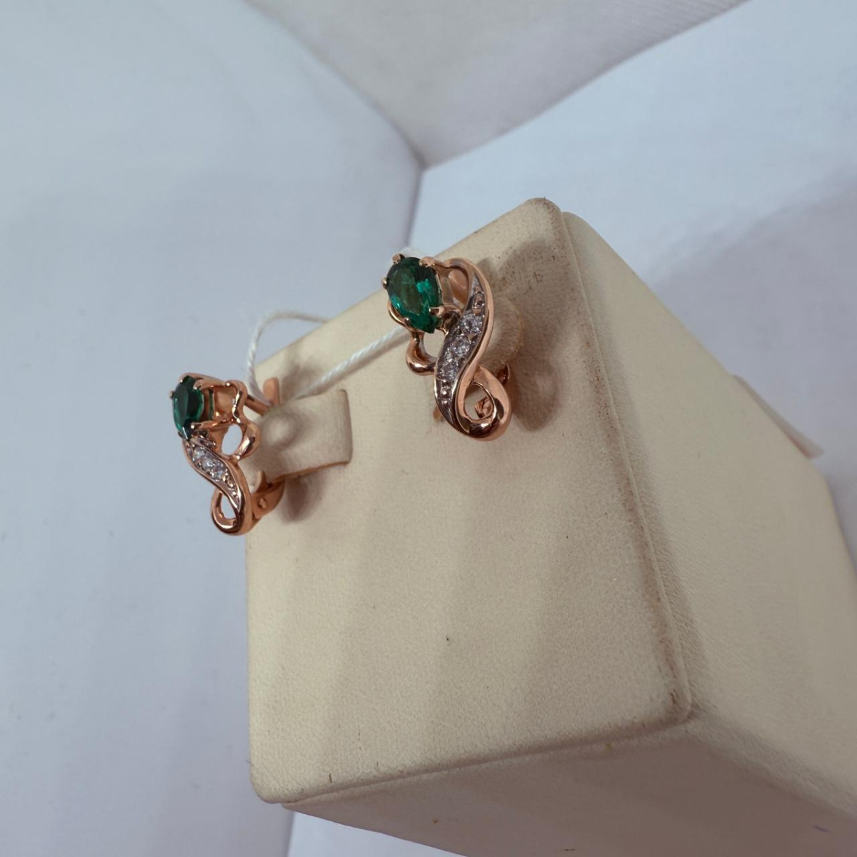 СКМИ585 СЕРЬГИ С КАМНЯМИ (Au 585)