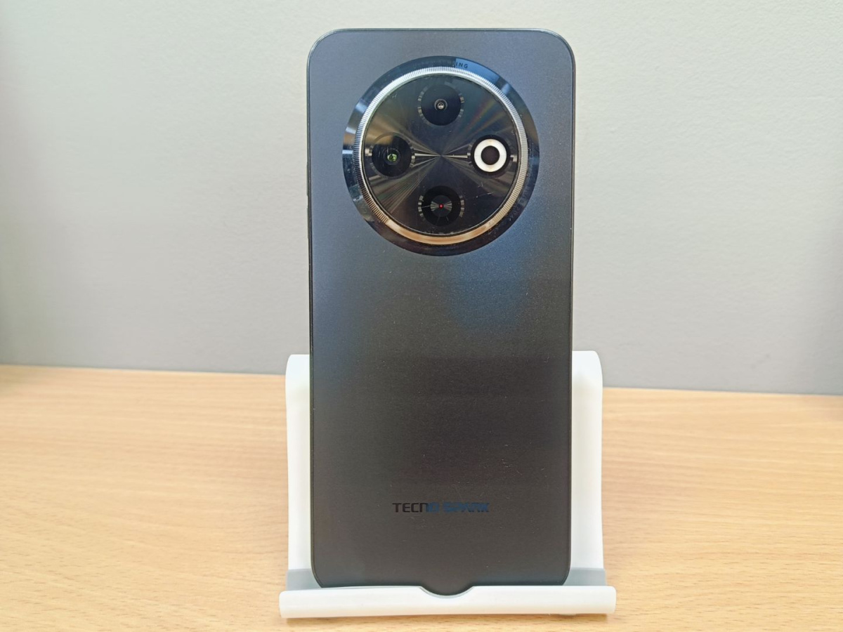 Смартфон Tecno SPARK 30C 4/128