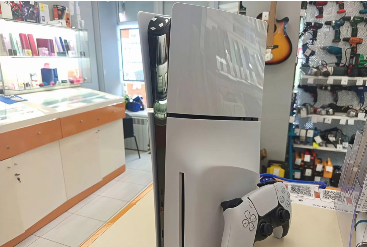 Игровая приставка PlayStation 5 Slim 1TB (С дисководом)