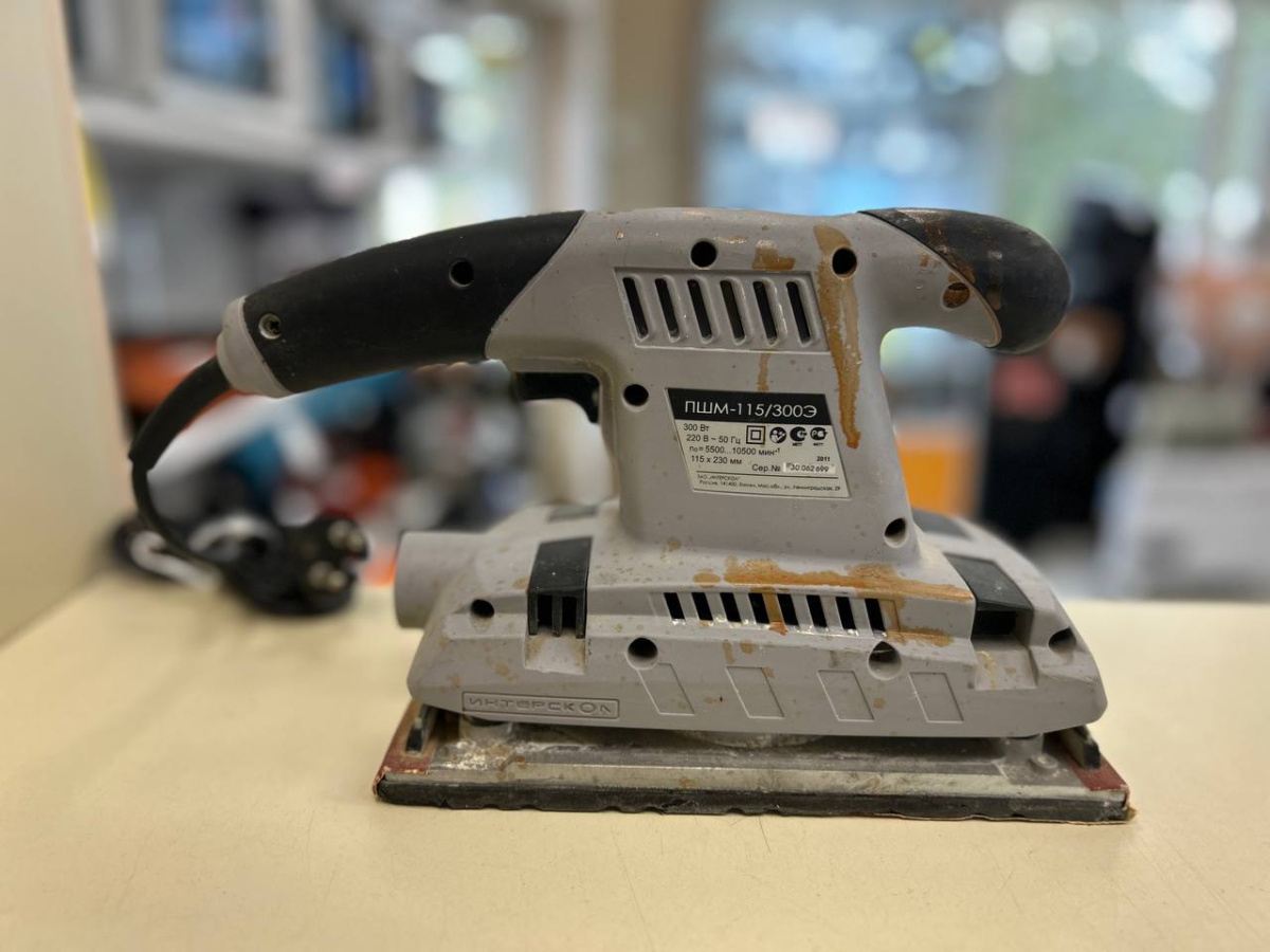 Шлифовальная машина Интерскол ПШМ-115/300Э