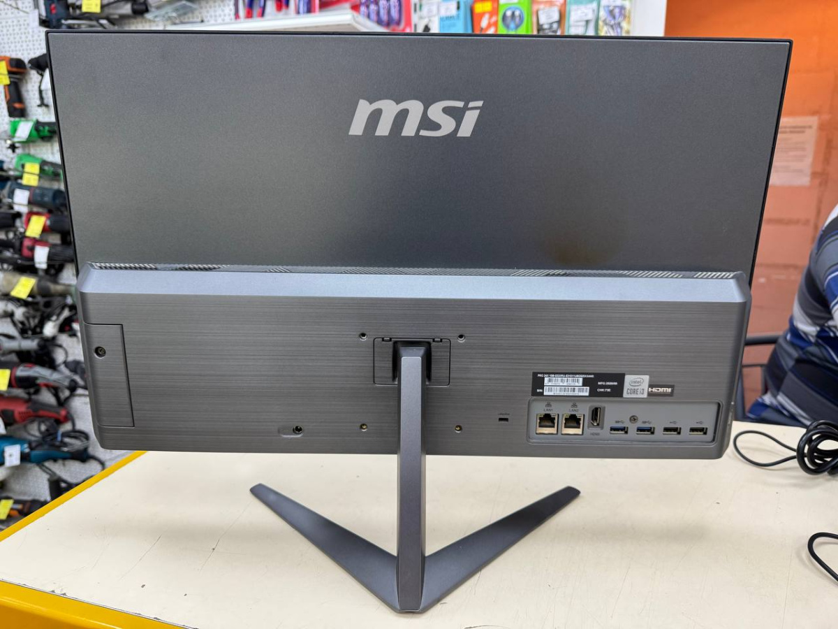 Моноблок MSI Pro 24X 10m; Core i3-10110U, Intel UHD Graphics, 8 Гб, 240 Гб, Нет