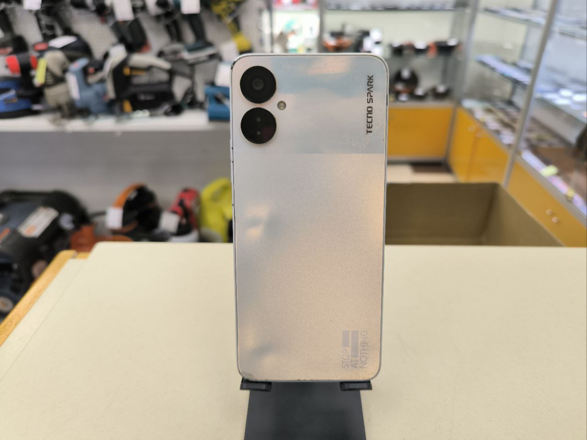 Смартфон Tecno Spark 9 PRO 4/128