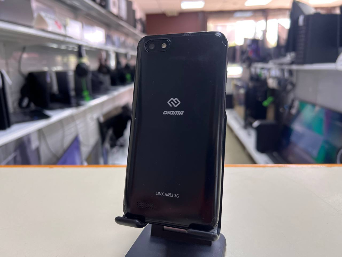Смартфон Digma Linx A453