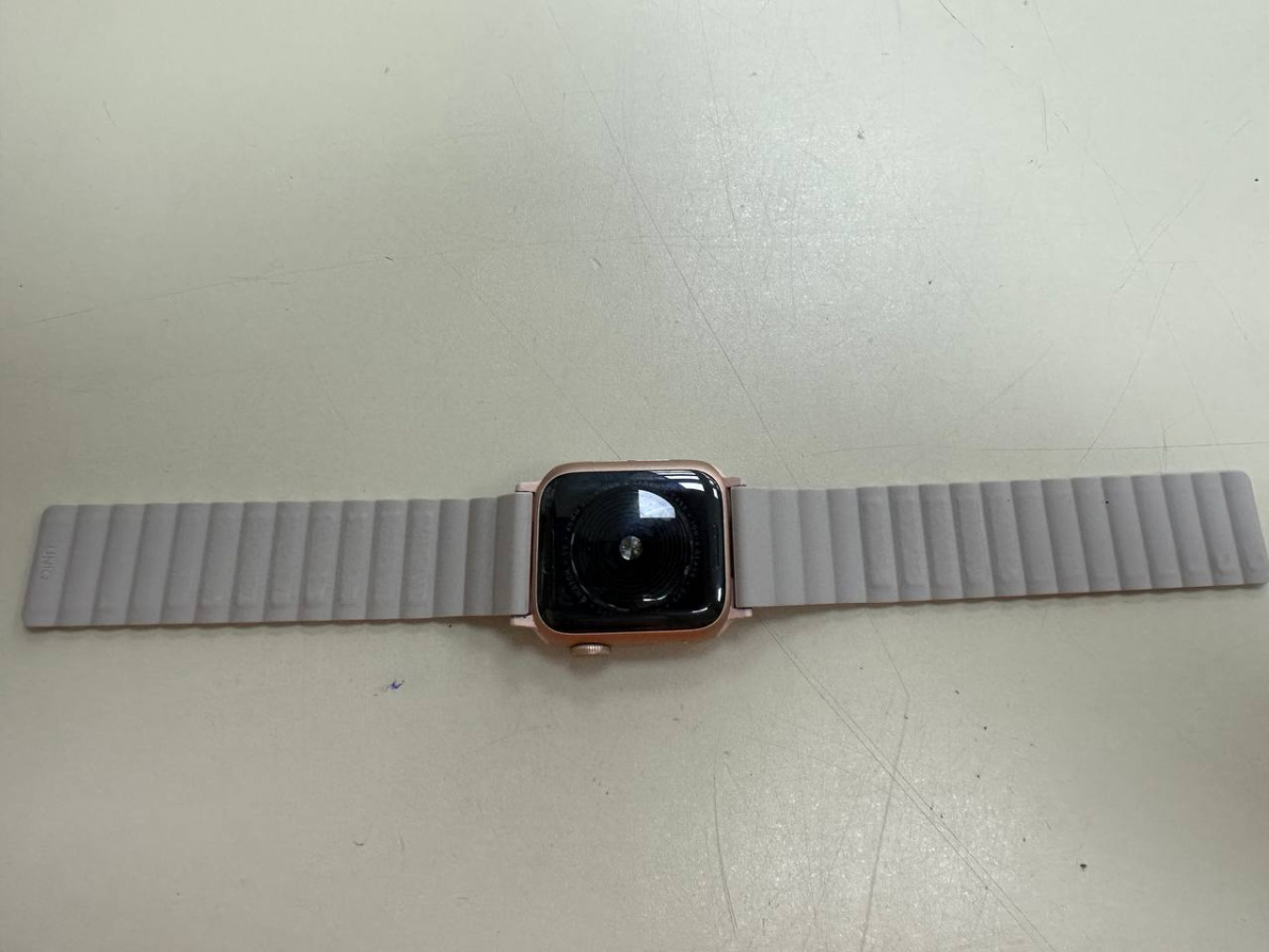 Смарт-часы Apple Watch SE 40mm