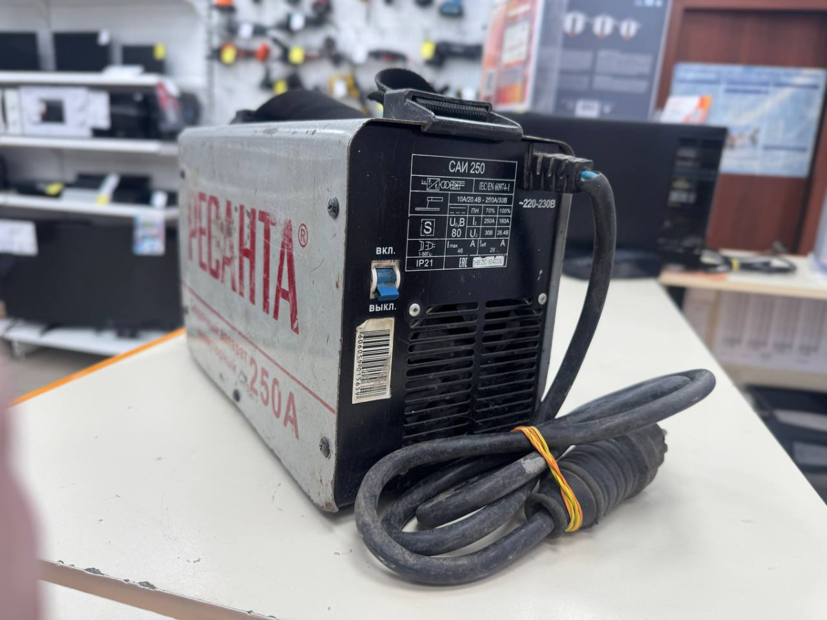 Сварочный аппарат Ресанта САИ-250А