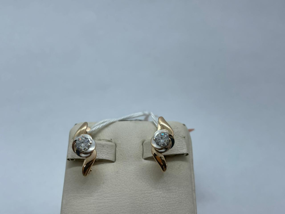 СКМ585 СЕРЬГИ С КАМНЕМ (Au 585)