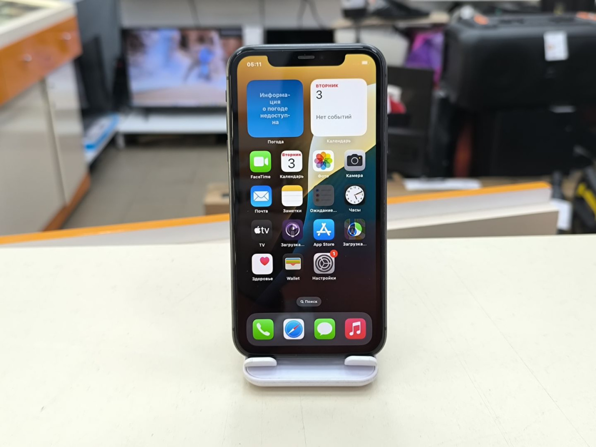 Смартфон Apple iPhone 11 64Gb